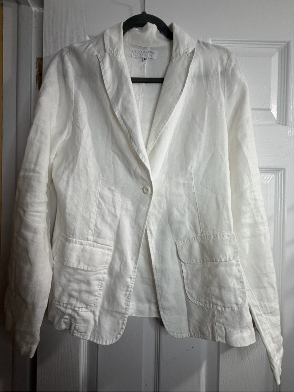 Theodore Beverly Hills White Linen Blazer - Lightweight Tailored Women’s Jacket